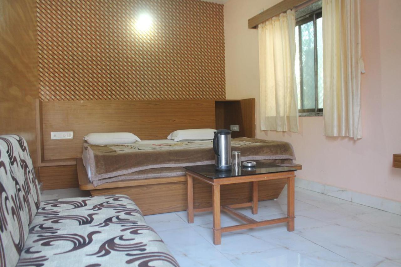 Cozy Room On Neelkanth Road Mount Abu Luaran gambar